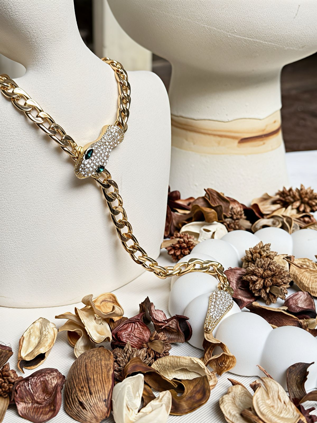 Emerald Eyes Snake Necklace